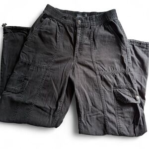 Black Cargo Pants - Casual Utility Style